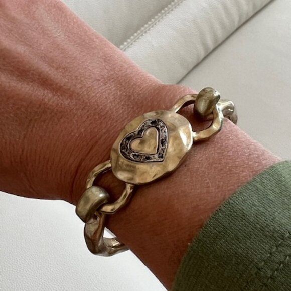 ⚡ 3 for $15 Heart Bangle Bracelet - Picture 1 of 7